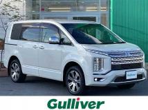 2019 Mitsubishi Delica D5