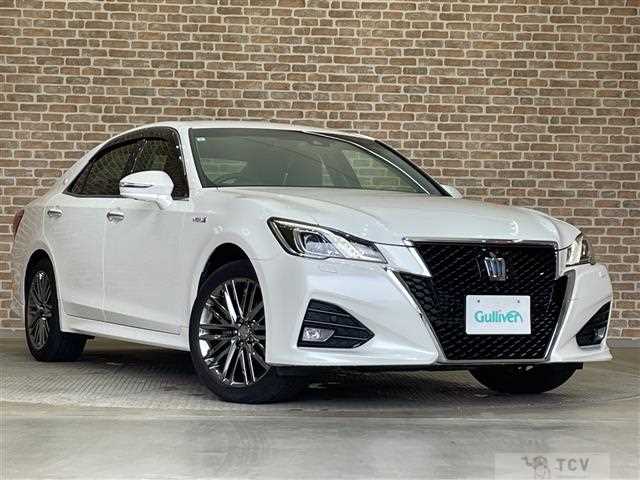 2017 Toyota Crown Hybrid