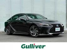 2021 Lexus IS