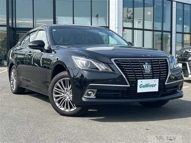 2015 Toyota Crown Hybrid