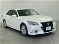 2014 Toyota Crown Hybrid