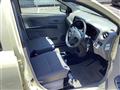 2016 Daihatsu Mira Es