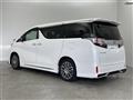 2015 Toyota Vellfire