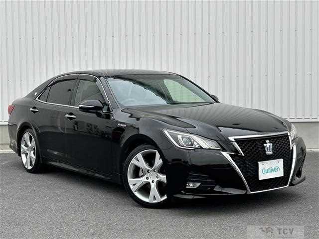 2016 Toyota Crown Hybrid