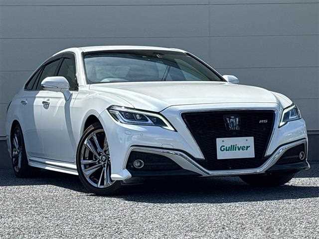 2020 Toyota Crown Hybrid