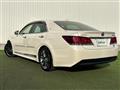 2013 Toyota Crown Hybrid