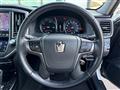 2013 Toyota Crown Hybrid