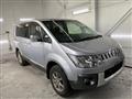 2012 Mitsubishi Delica D5