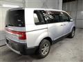 2012 Mitsubishi Delica D5