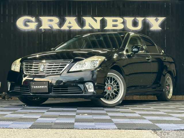 2012 Toyota Crown