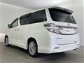 2013 Toyota Vellfire