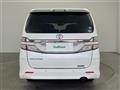2013 Toyota Vellfire