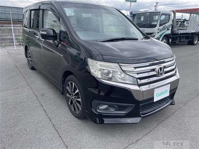 2013 Honda Step WGN