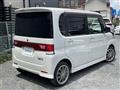 2011 Daihatsu Tanto