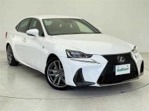 2017 Lexus IS