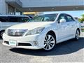 2010 Toyota Crown Hybrid