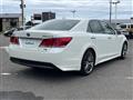 2014 Toyota Crown Hybrid