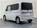 2017 Daihatsu Tanto
