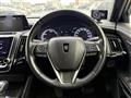 2018 Toyota Crown Hybrid