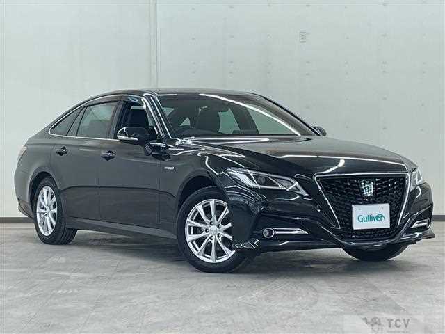 2018 Toyota Crown Hybrid