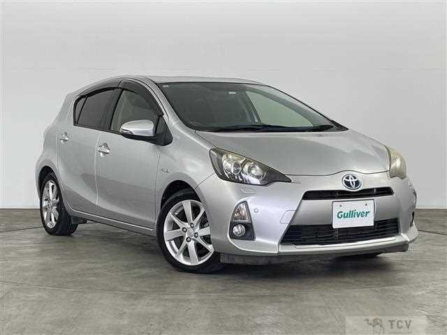 2013 Toyota AQUA
