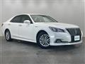 2016 Toyota Crown Hybrid