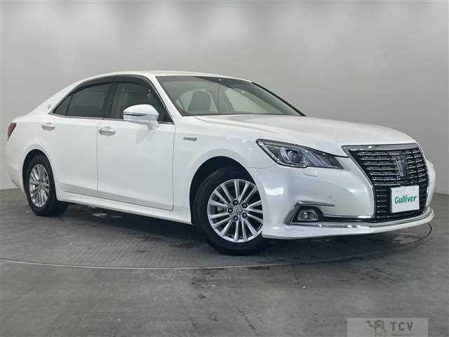 2016 Toyota Crown Hybrid