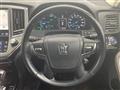 2016 Toyota Crown Hybrid