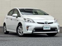 2013 Toyota Prius PHV