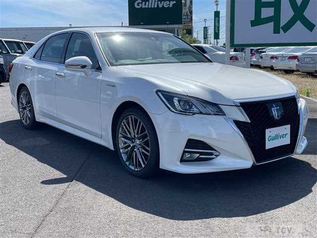 2017 Toyota Crown Hybrid