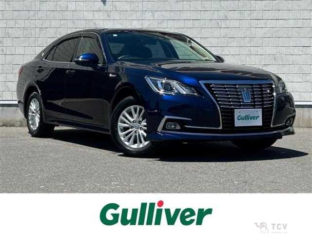 2017 Toyota Crown Hybrid