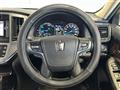 2017 Toyota Crown Hybrid