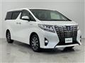 2017 Toyota Alphard Hybrid