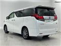 2017 Toyota Alphard Hybrid