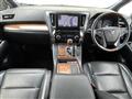 2015 Toyota Vellfire