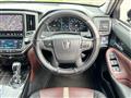 2014 Toyota Crown Hybrid