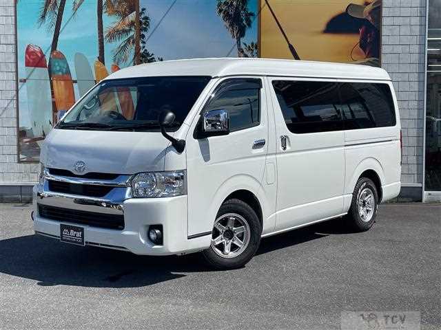 2022 Toyota Hiace