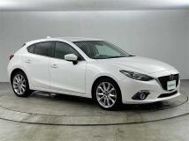 2015 Mazda Axela Sport