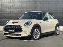 2018 BMW MINI