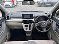 2019 Daihatsu Cast