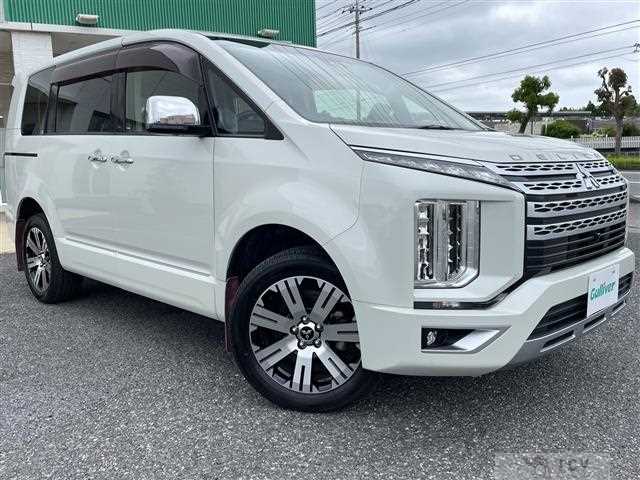 2019 Mitsubishi Delica D5