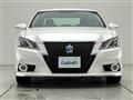 2014 Toyota Crown Hybrid
