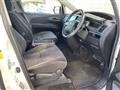 2013 Toyota Estima