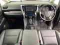 2021 Toyota Alphard Hybrid