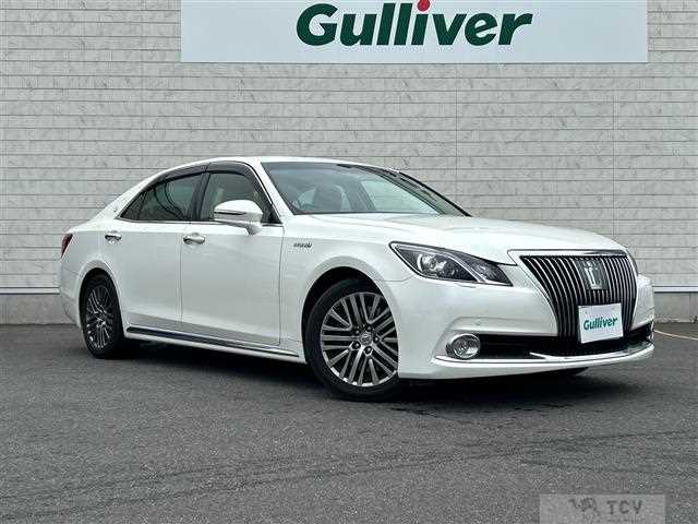 2013 Toyota Crown Majesta