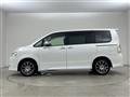 2009 Toyota Voxy