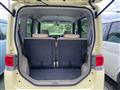 2009 Daihatsu Tanto