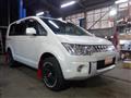 2011 Mitsubishi Delica D5