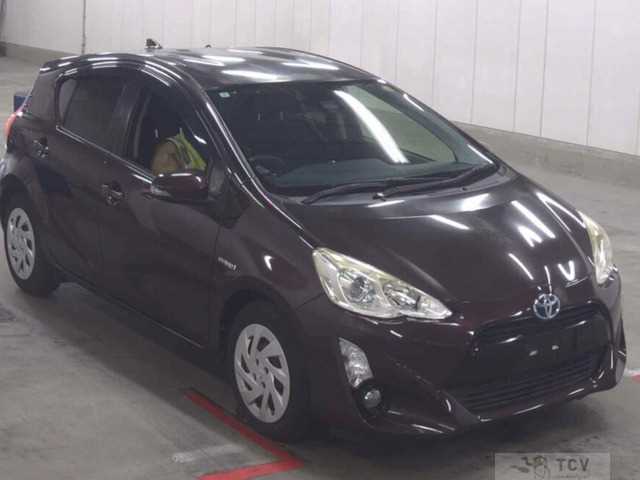 2016 Toyota AQUA