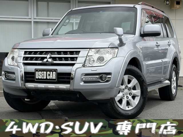 2012 Mitsubishi Pajero